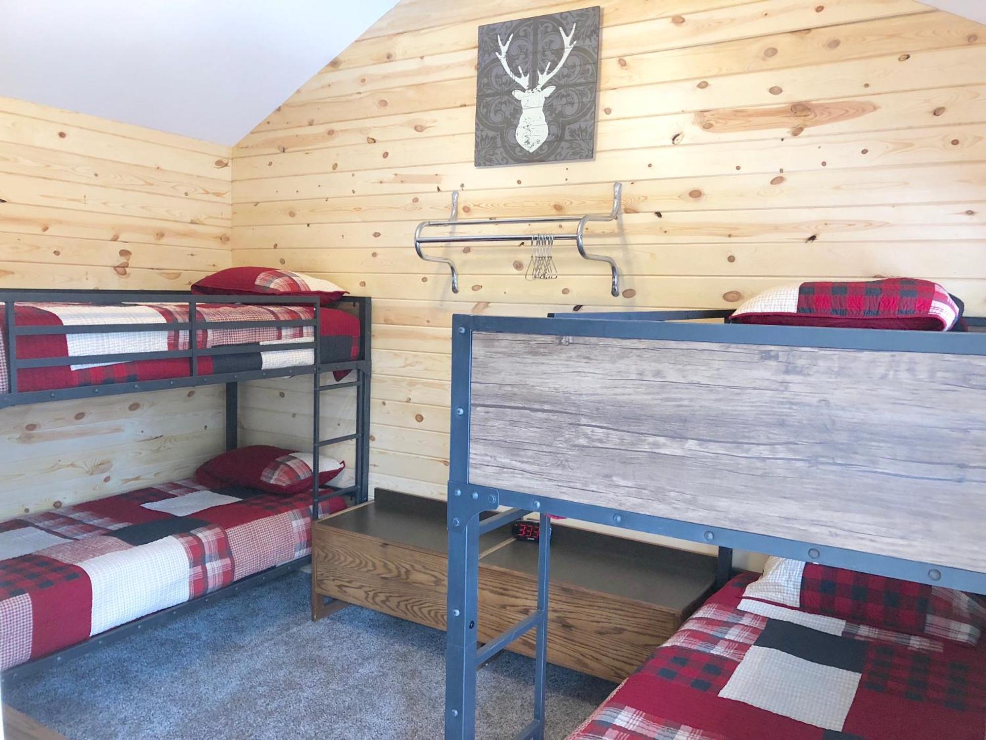 Rockerville Lodge & Cabins Keystone Room photo
